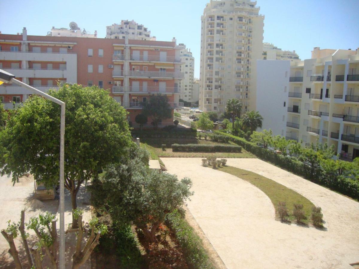 Apartamento Brisa Mar Armacao de Pera Luaran gambar